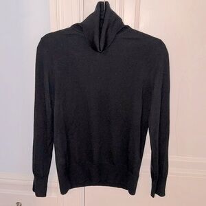 ✨ J. CREW Black Wool Turtleneck Sweater ✨